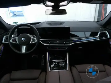 BMW X6 xDrive30d M Sport 22  AHK Pano Standhzg. H K