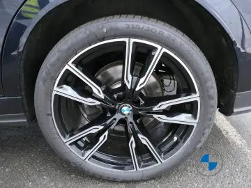 BMW X6 xDrive30d M Sport 22  AHK Pano Standhzg. H K