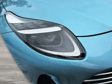 Aston Martin DB12 Volante Carribean Blue Pearl Carbon