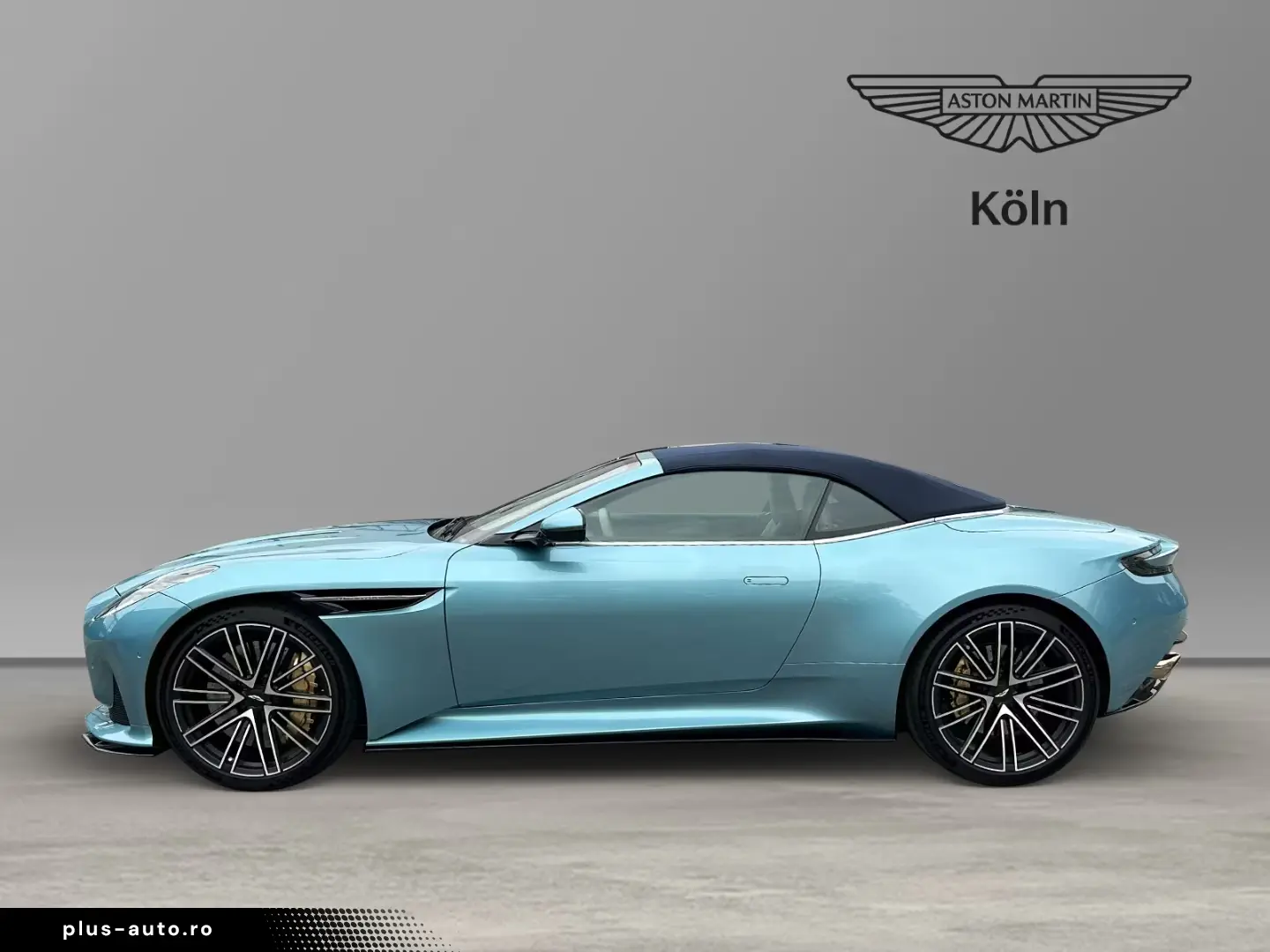 Aston Martin DB12 Volante Carribean Blue Pearl Carbon