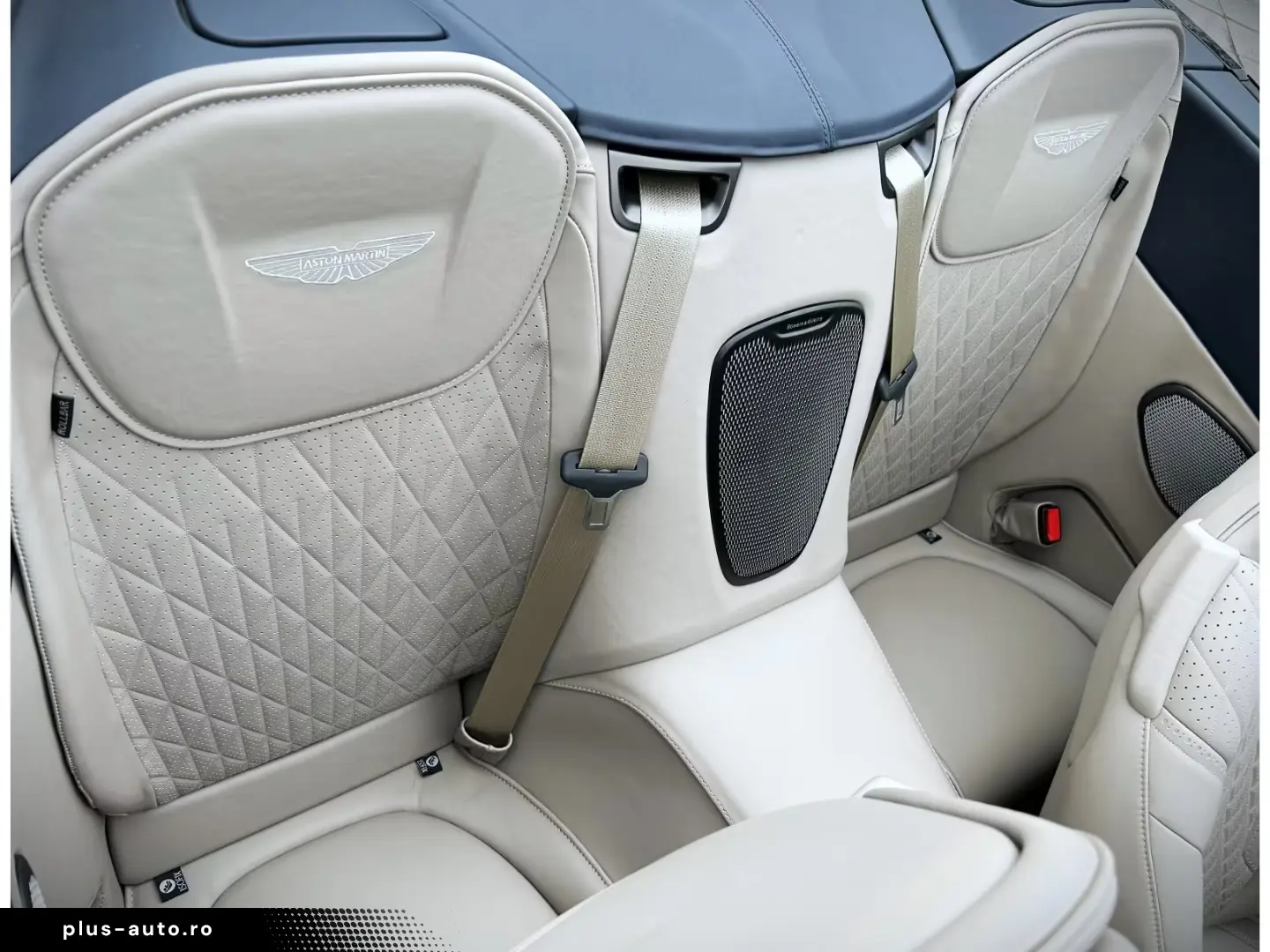 Aston Martin DB12 Volante Carribean Blue Pearl Carbon