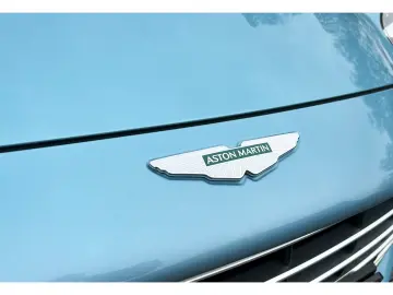 Aston Martin DB12 Volante Carribean Blue Pearl Carbon
