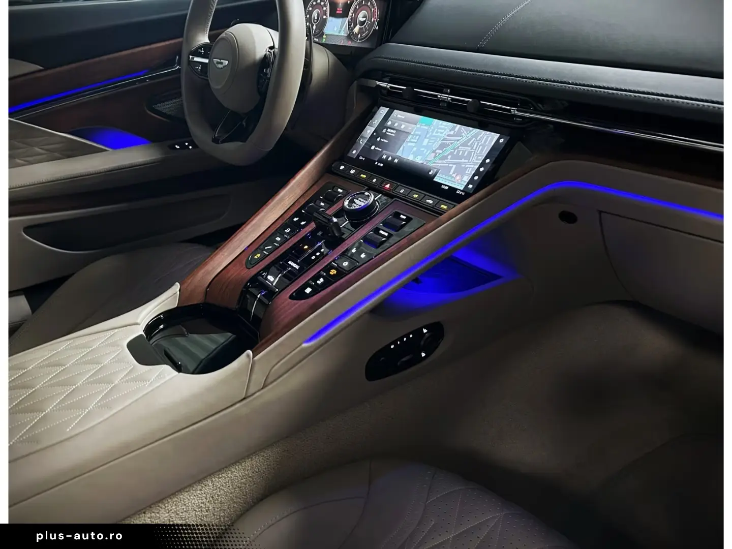 Aston Martin DB12 Volante Carribean Blue Pearl Carbon