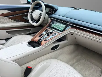 Aston Martin DB12 Volante Carribean Blue Pearl Carbon