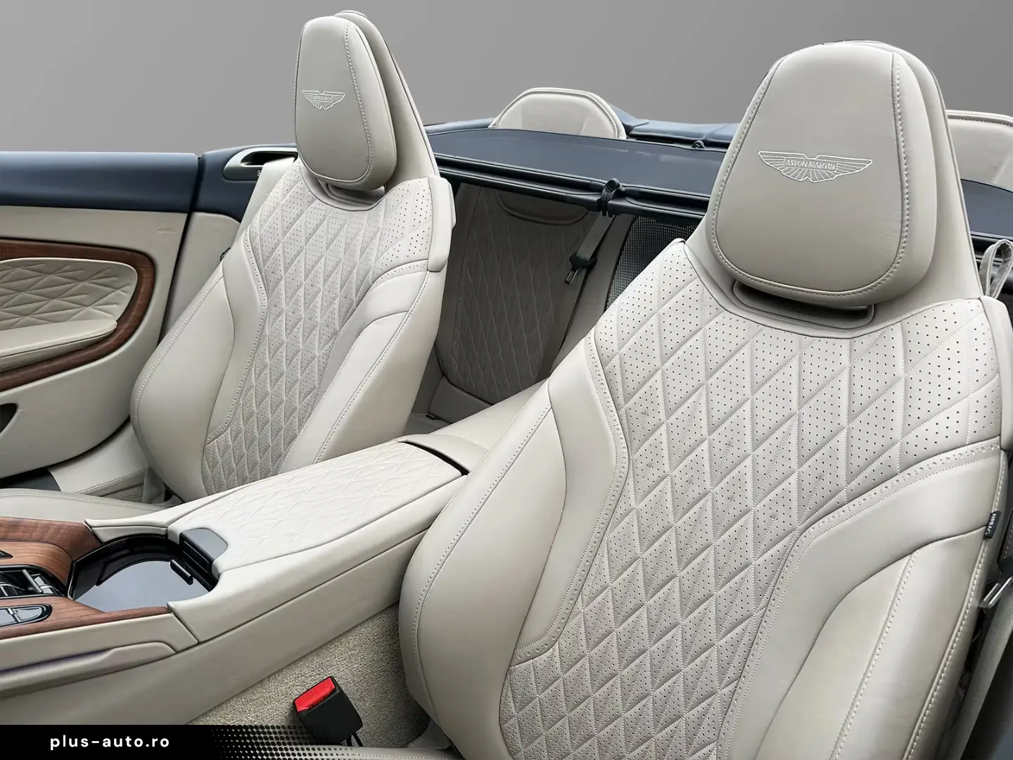 Aston Martin DB12 Volante Carribean Blue Pearl Carbon