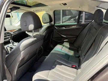 BMW 520I G30  2018