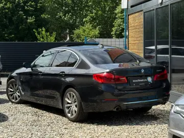 BMW 520I G30  2018