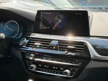 BMW 520I G30  2018