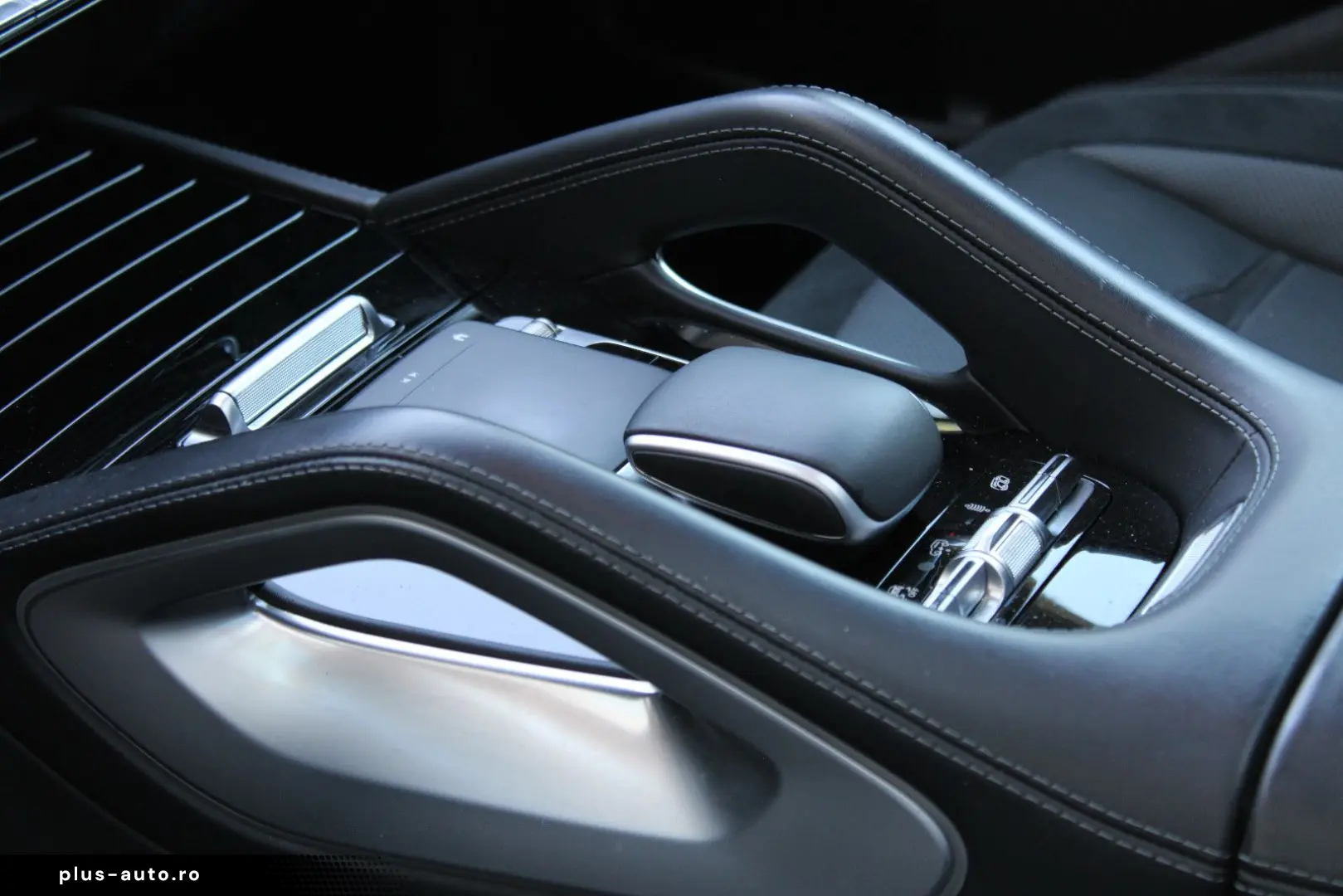 MERCEDES-BENZ GLE 53 AMG 4Matic  Night Pano
