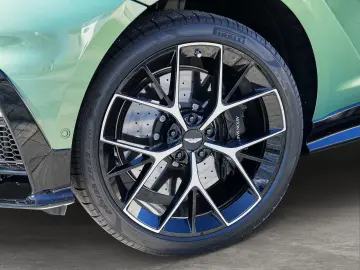 Aston Martin DBX S Iridescent Emerald   Oxford Tan