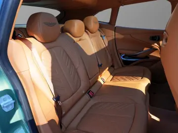 Aston Martin DBX S Iridescent Emerald   Oxford Tan