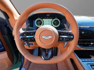 Aston Martin DBX S Iridescent Emerald   Oxford Tan