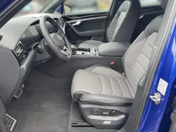 VW Touareg R-Line 3.0TDI  LUFT LEDER AHK