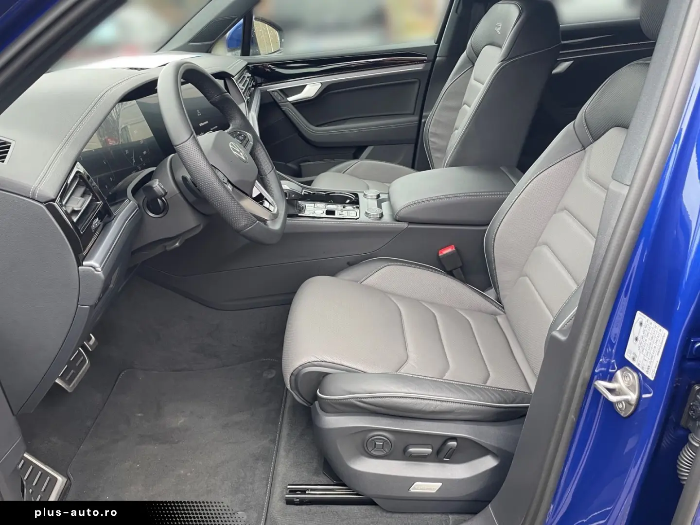 VW Touareg R-Line 3.0TDI  LUFT LEDER AHK