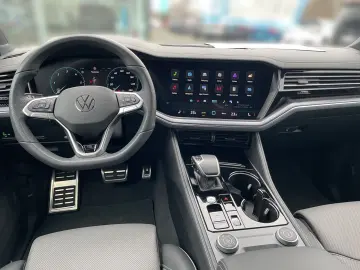 VW Touareg R-Line 3.0TDI  LUFT LEDER AHK