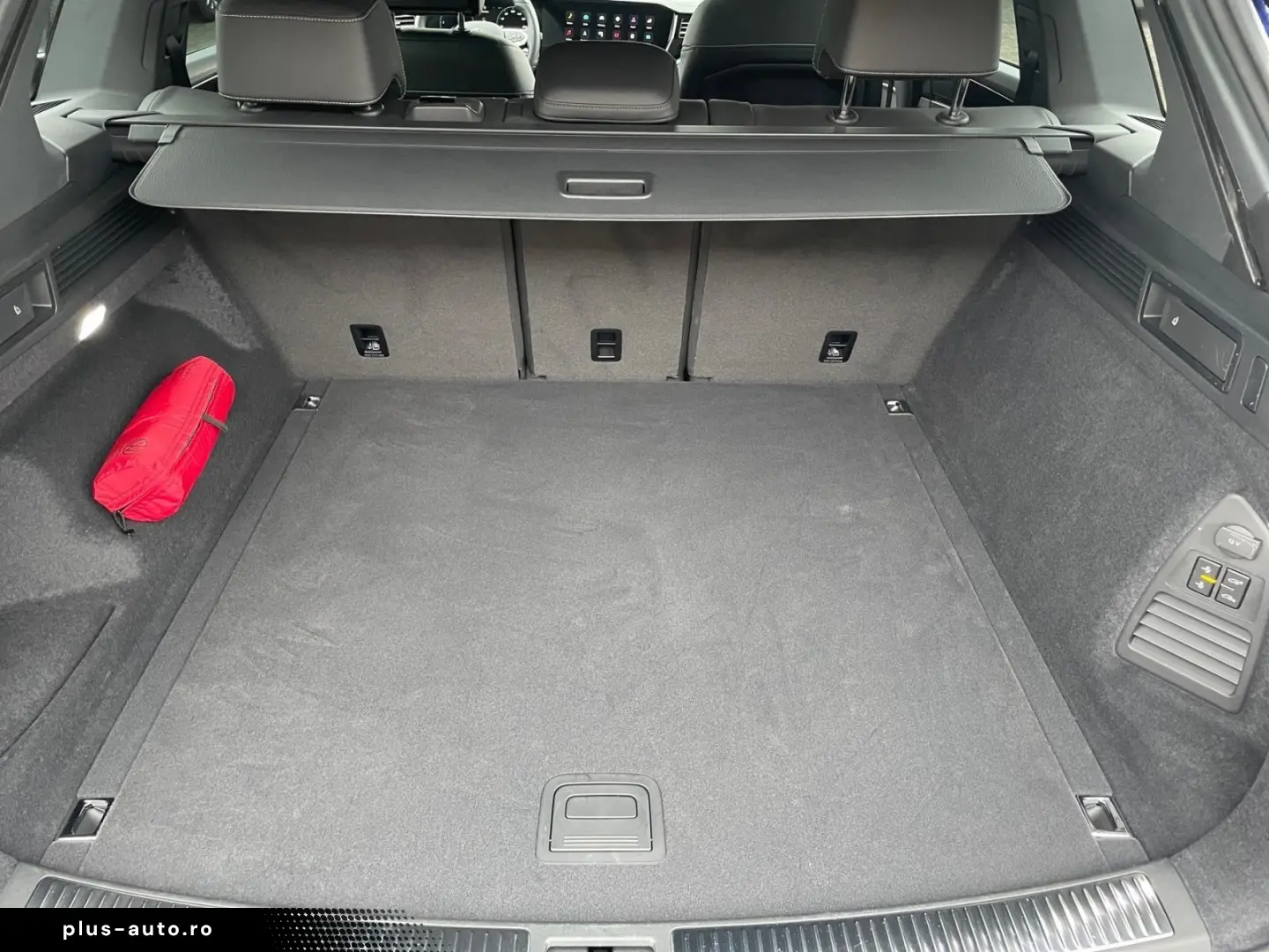 VW Touareg R-Line 3.0TDI  LUFT LEDER AHK