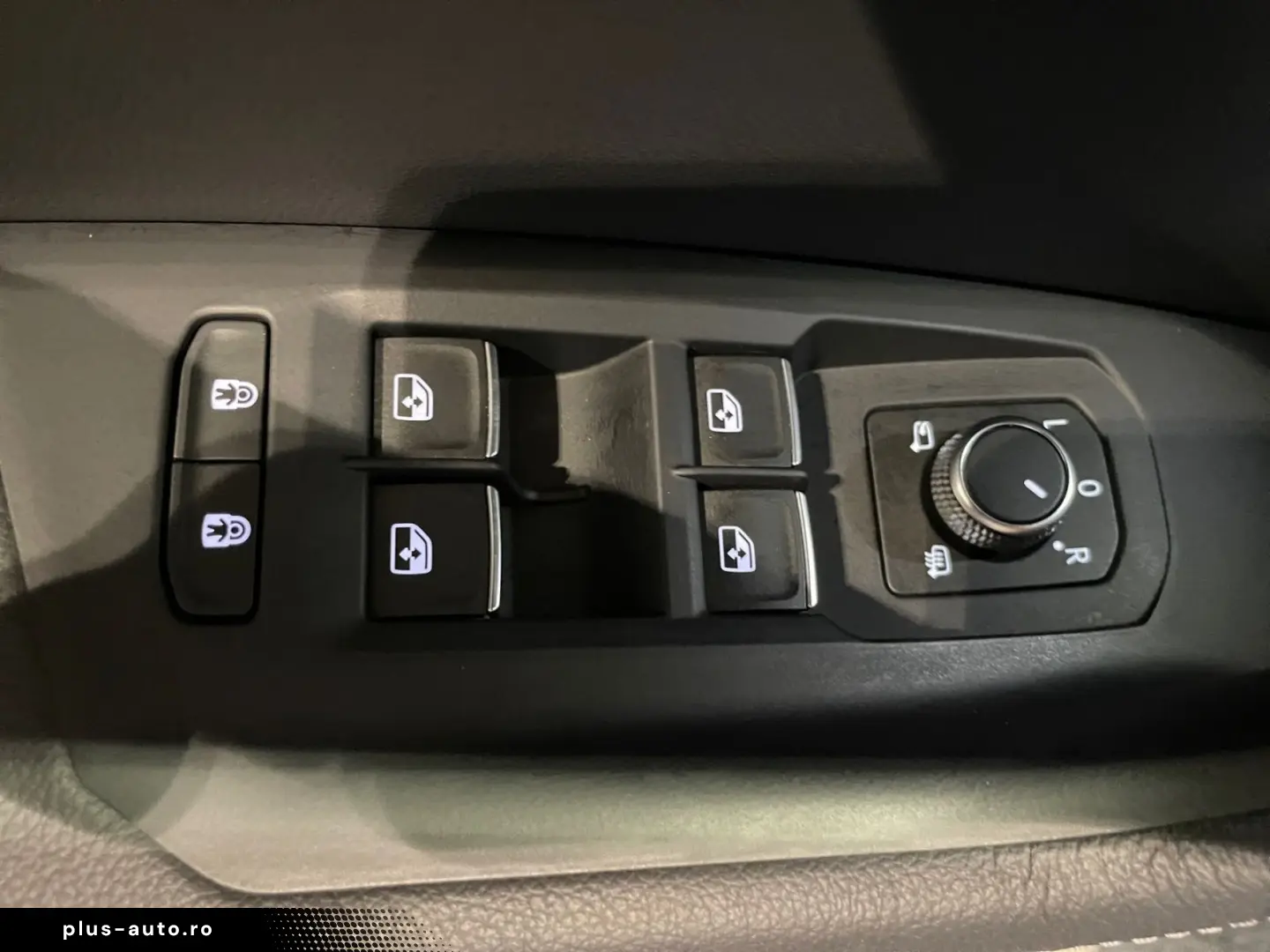 VW Touareg R-Line 3.0TDI  LUFT LEDER AHK