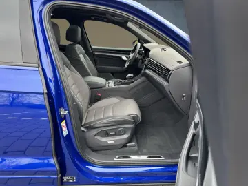 VW Touareg R-Line 3.0 TDI AHK Pano 360 HuD 22  HDMa