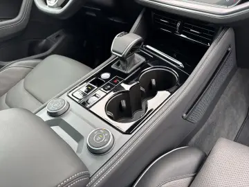 VW Touareg R-Line 3.0 TDI AHK Pano 360 HuD 22  HDMa