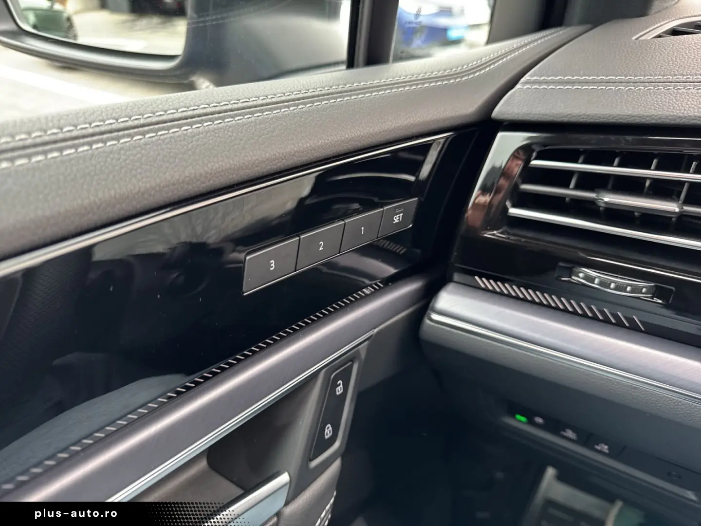 VW Touareg R-Line 3.0 TDI AHK Pano 360 HuD 22  HDMa