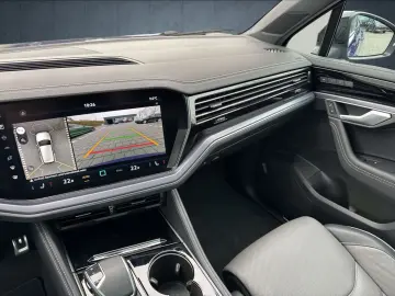 VW Touareg R-Line 3.0 TDI AHK Pano 360 HuD 22  HDMa