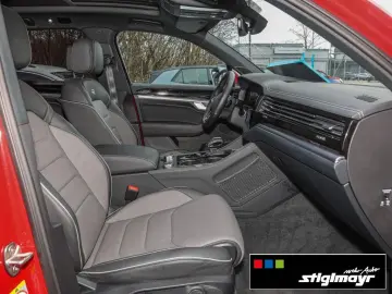 VW Touareg R-line 3.0TDI HUD IQ-LIGHT PANO STANDHZG