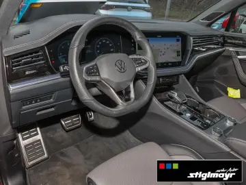 VW Touareg R-line 3.0TDI HUD IQ-LIGHT PANO STANDHZG