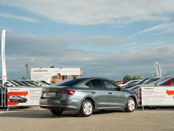 Skoda Octavia 2.0 TDI  DSG Ambition