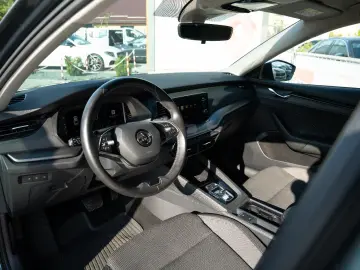 Skoda Octavia 2.0 TDI  DSG Ambition
