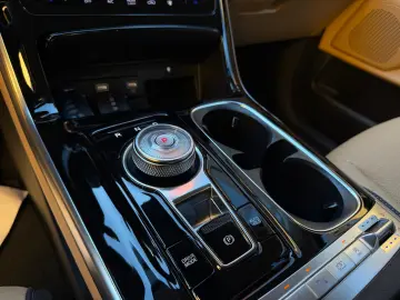 Kia Carnival Noblesse 2022