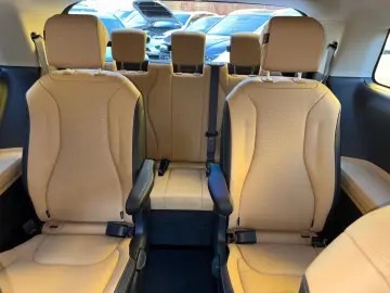 Kia Carnival Noblesse 2022