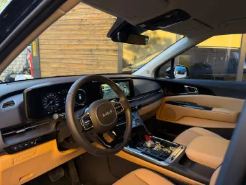 Kia Carnival Noblesse 2022