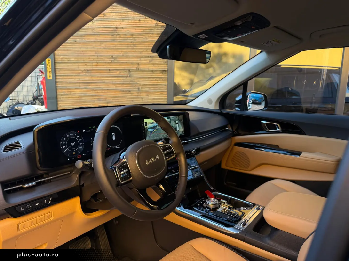 Kia Carnival Noblesse 2022