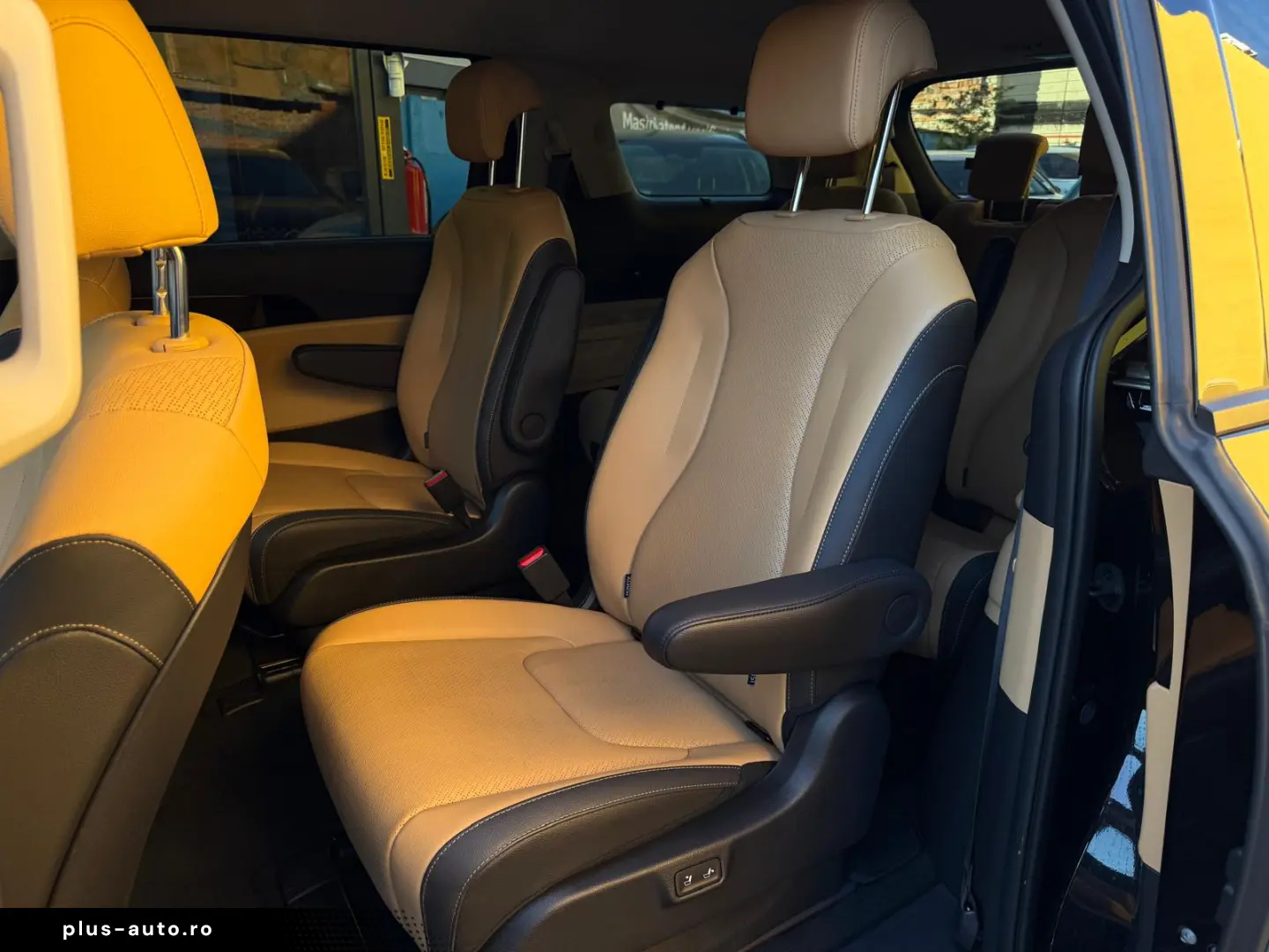 Kia Carnival Noblesse 2022