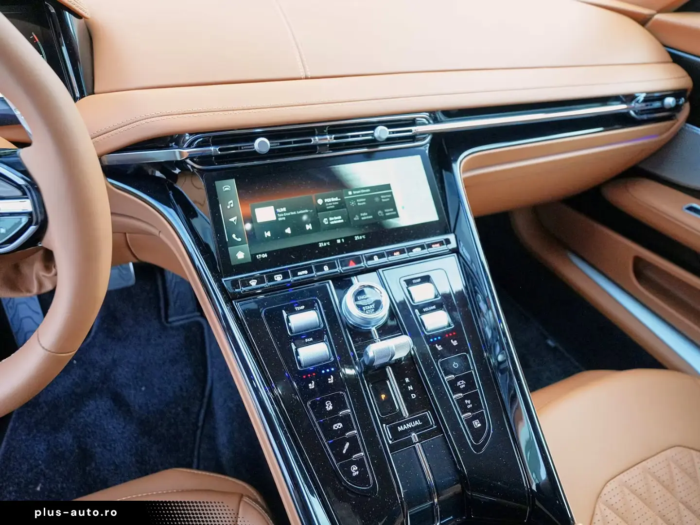 Aston Martin DB12 Malachite Green Oxford Tan