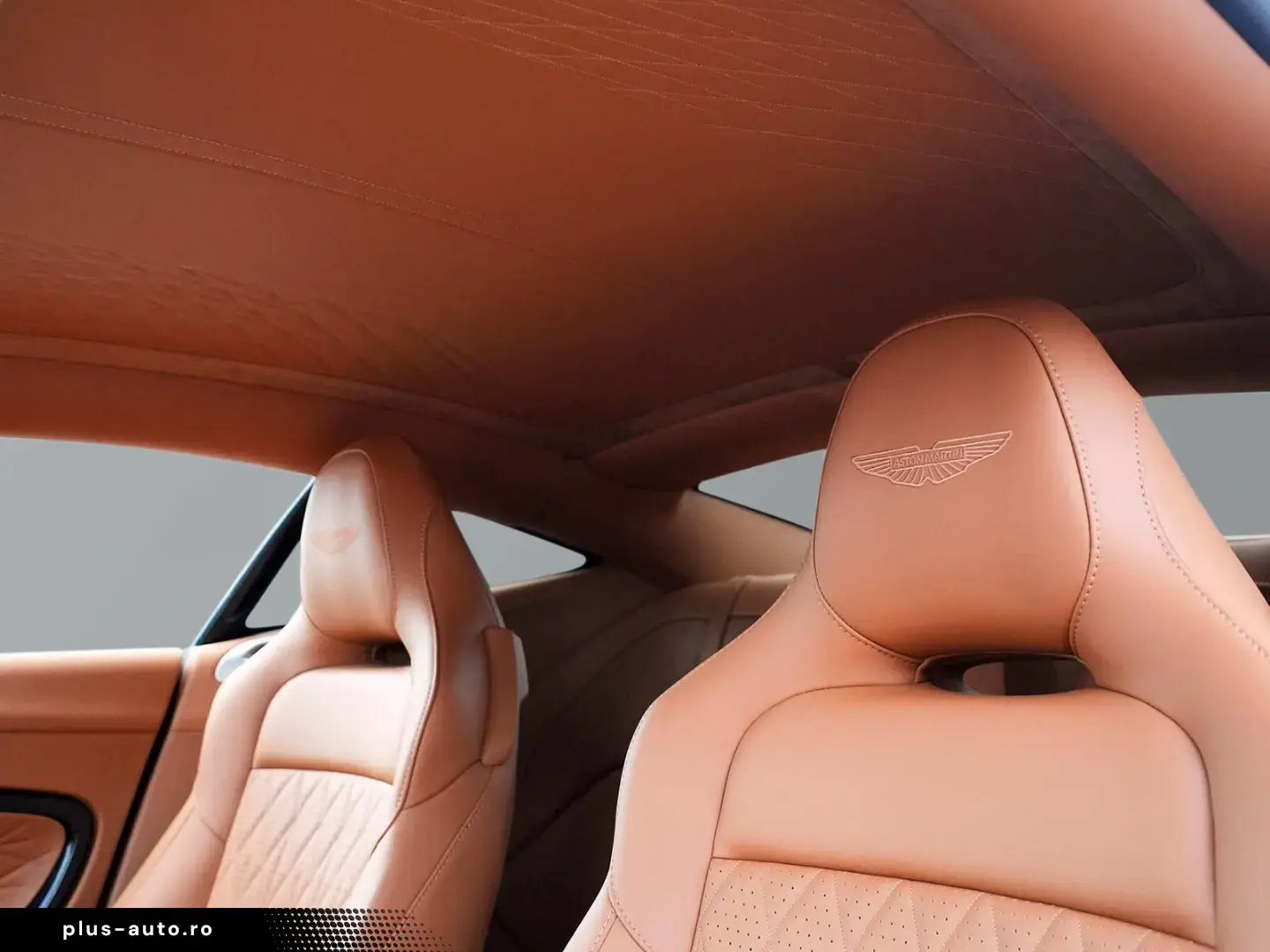 Aston Martin DB12 Malachite Green Oxford Tan