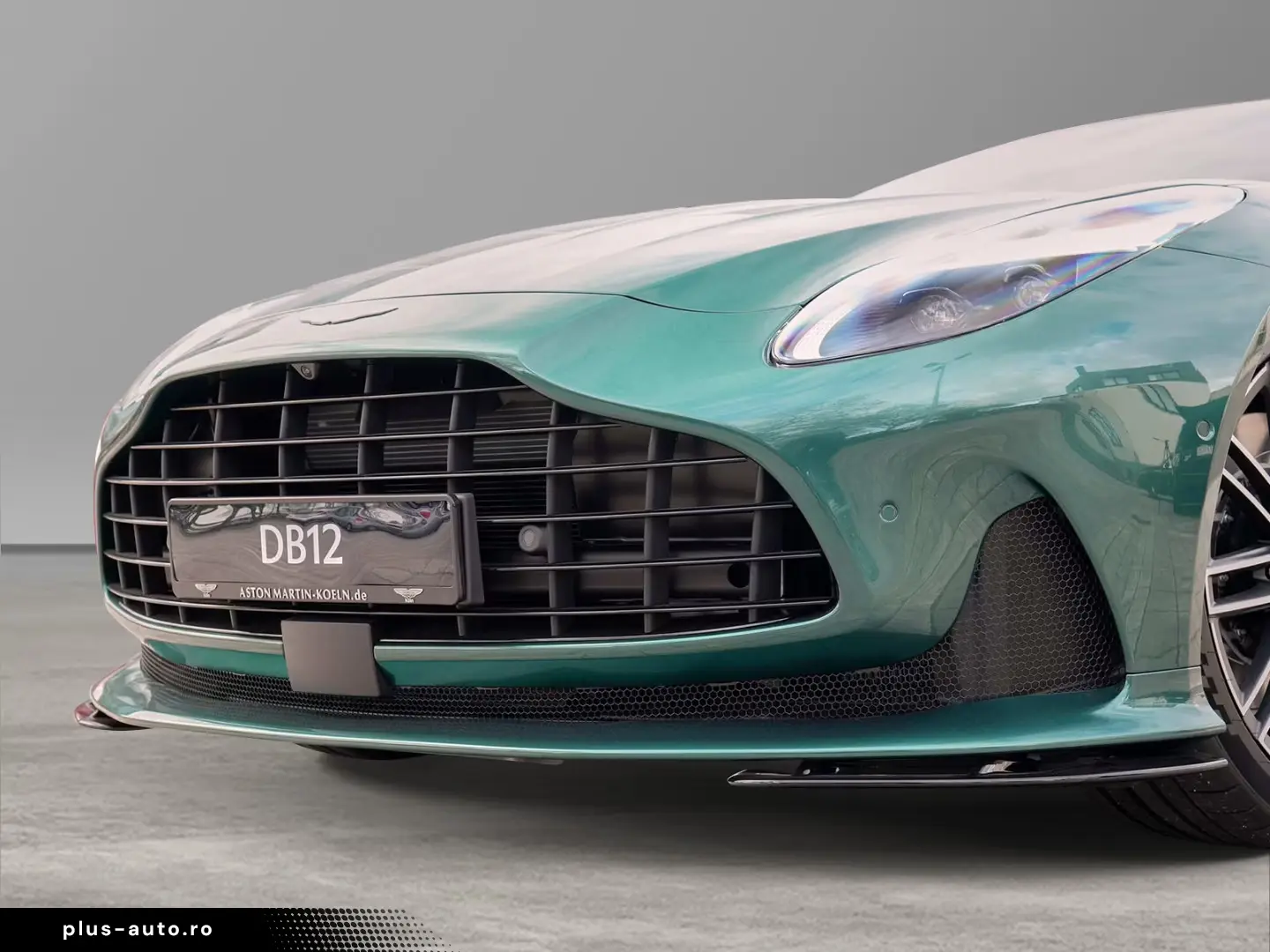 Aston Martin DB12 Malachite Green Oxford Tan