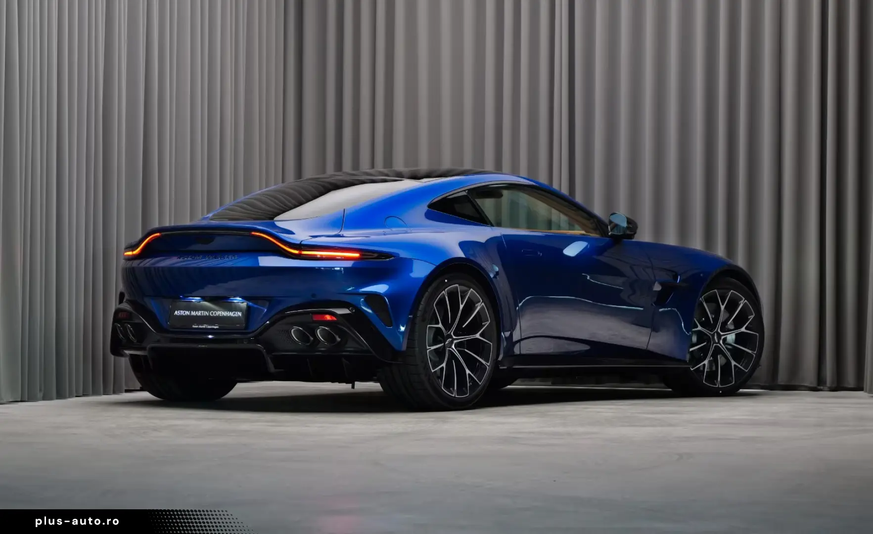 Aston Martin V8 Vantage Vantage Coupe
