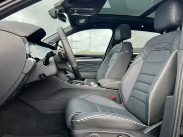 VW Touareg 3.0TDI 4M R-Line VOLL Black 22  UPE 114T