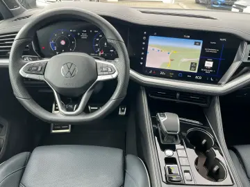 VW Touareg 3.0TDI 4M R-Line VOLL Black 22  UPE 114T