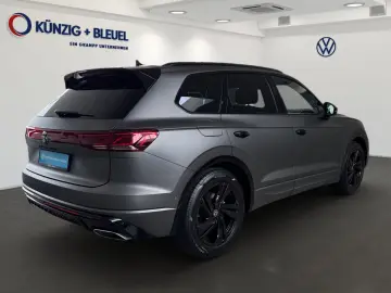 VW Touareg R-Line 3.0TDI  AHK LUFT STDHZ