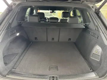 VW Touareg R-Line 3.0TDI  AHK LUFT STDHZ