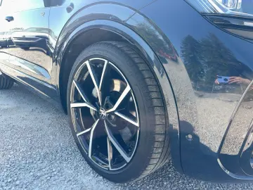 VW Touareg TSi R-Line Black Style   Allradlenkung
