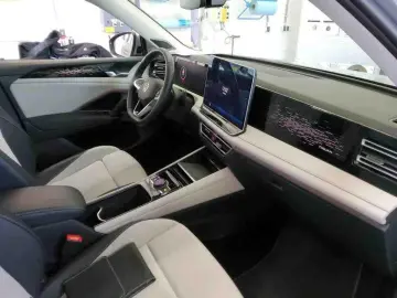 VW Tiguan 1.5 TSI eHybrid HARMAN HUD 360 DCC IQ AHK
