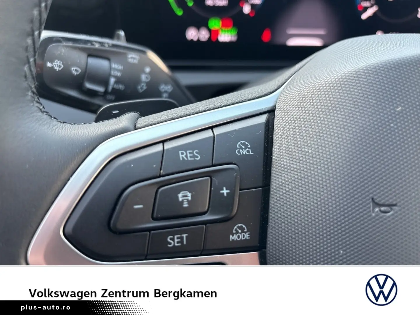 VW Tiguan 1.5 HYBRID ELEGANCE AHK 360 CAM ACC
