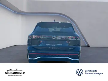 VW Tiguan R-Line 2.0 TSI 4M DSG LED AreaView AHK