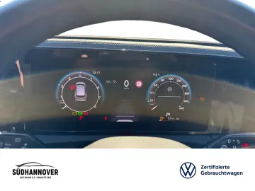 VW Tiguan R-Line 2.0 TSI 4M DSG LED AreaView AHK