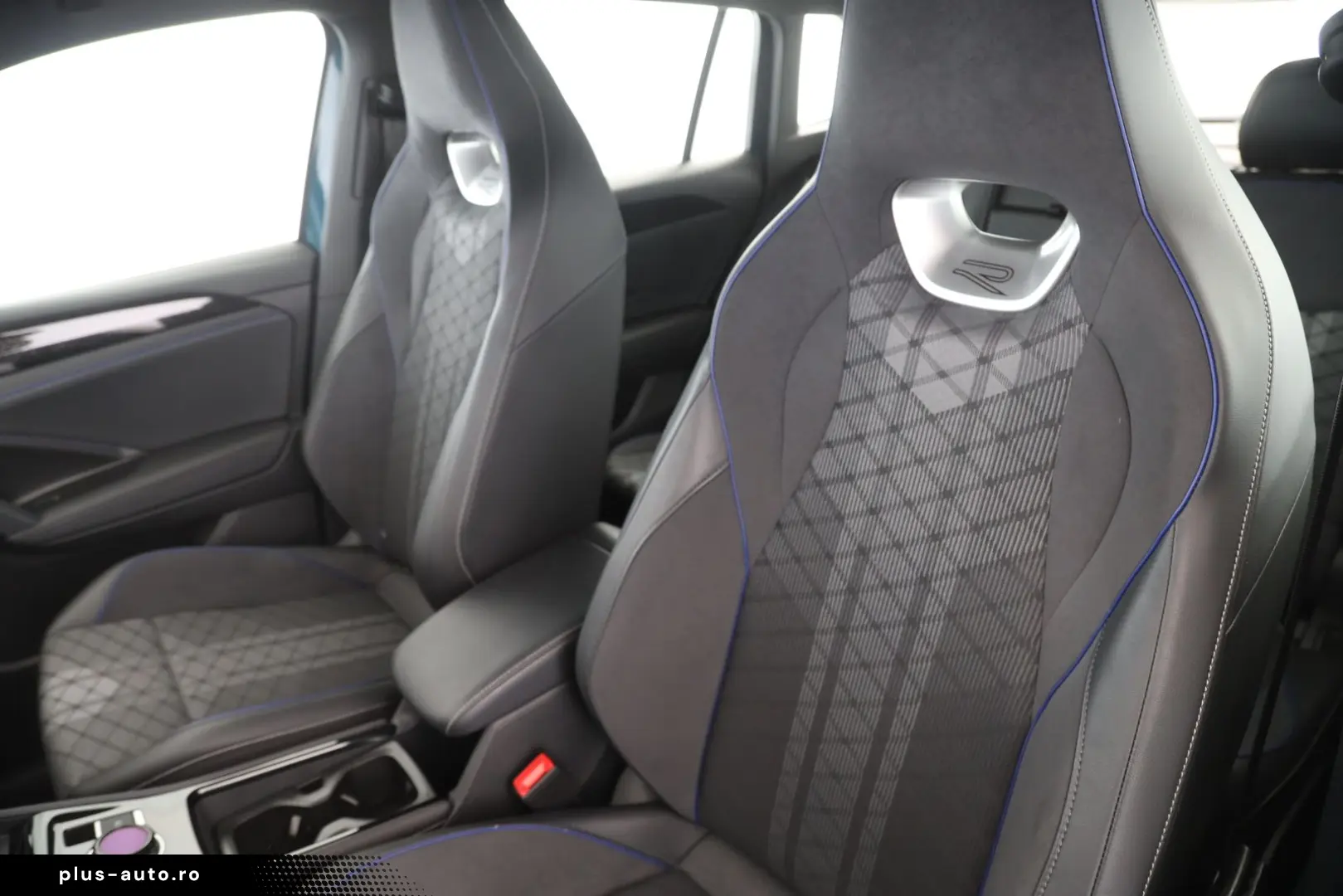 VW Tiguan 2.0 TSI DSG 4MOTION R-Line   NAVI   AHK