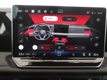VW Tiguan 2.0 TSI DSG 4MOTION R-Line   NAVI   AHK