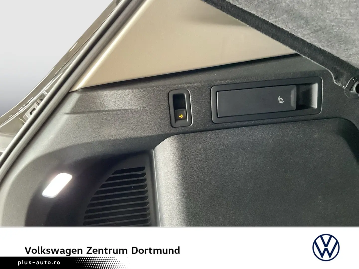 VW Tiguan 1.5 HYBRID ELEGANCE AHK 360 CAM ACC LM18